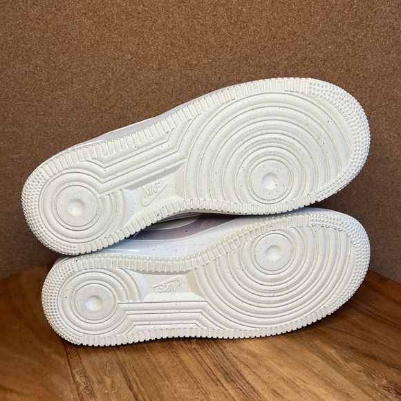 Nike
Air Force 1 07 SE
Brand new - Picture 7 of 7